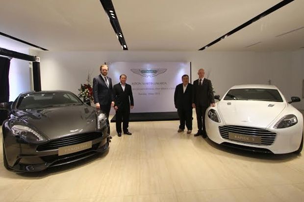 Aston Martin Resmikan...