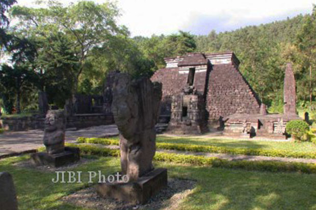 Ambles, Candi Sukuh...
