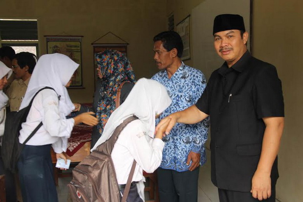Pesan Bupati, Lulus...