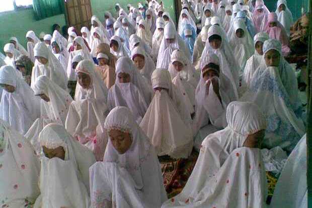 Imigrasi Blitar Periksa...