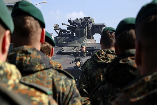 NATO Latihan Perang...