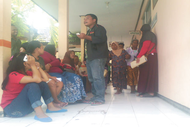 Warga Keluhkan Pelayanan...