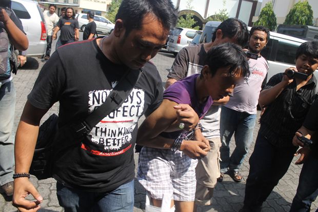 Pembunuh Mandor Pabrik...