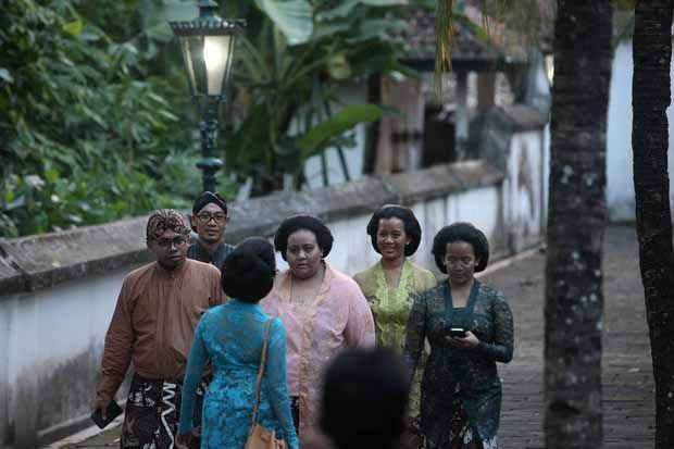 Keraton Surakarta Tak...