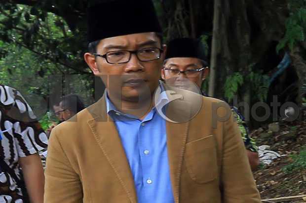 Survei: Ridwan Kamil...