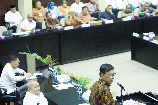 Pejabat Daerah DPRD...