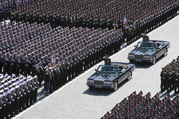 Parade Militer Rusia:...