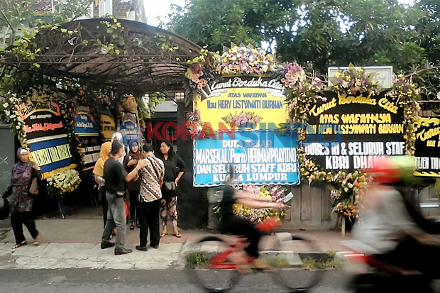 Luka Bakar Serius, Dubes...