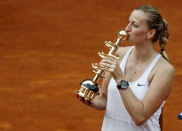 Kvitova Kawinkan Gelar...