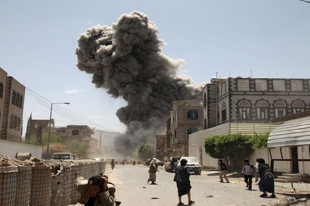 Dihujani Roket Houthi,...