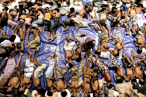 Ribuan Imigran Terdampar