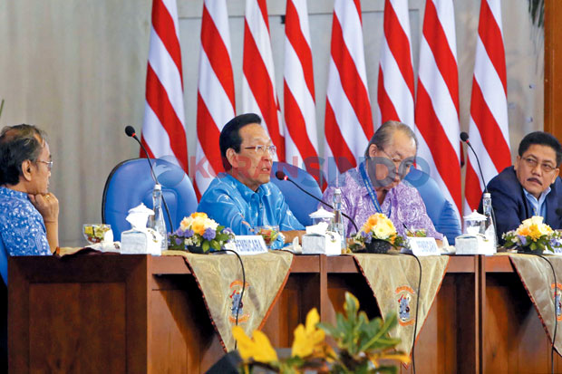 Sultan: Abad Ini Kebangkitan...