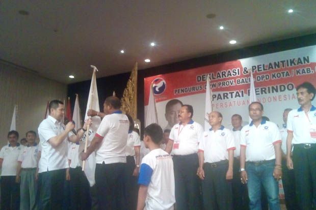 HT Lantik Pengurus Perindo...