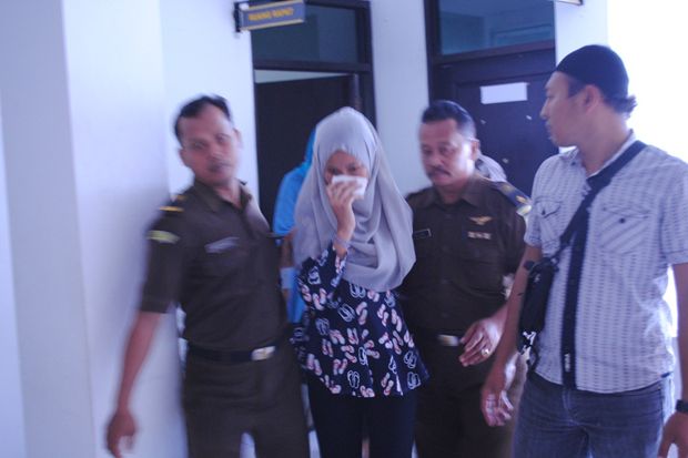 Anggota Geng Wanita...