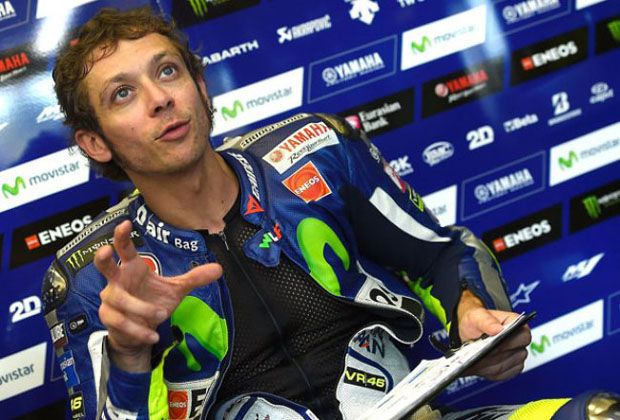 Rossi Berburu Dua Rekor...