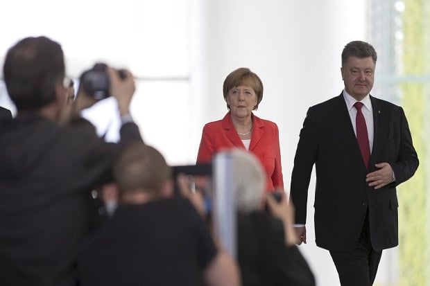 Merkel: Perjanjian Minsk...