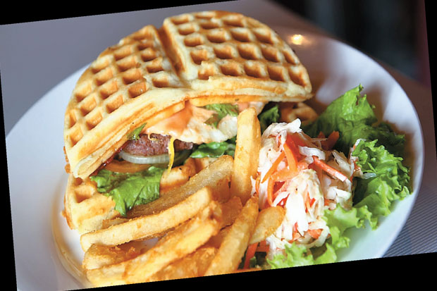 Pelopor American Diner