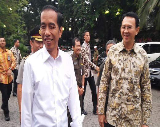 Jelang Salat Jumat,...
