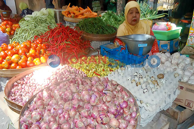 Harga Bahan Pokok Merambat...