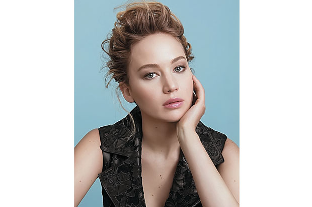 Jennifer Lawrence untuk...