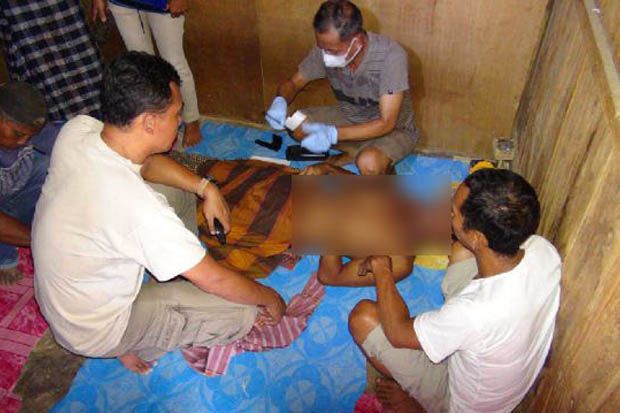 Herman Tewas di Kamar...