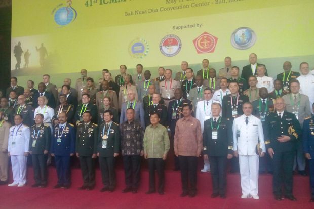 114 Negara Bertukar...