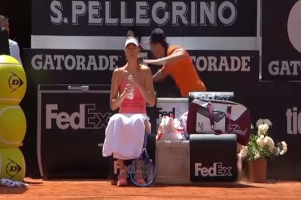 Sharapova Juara, Ball...