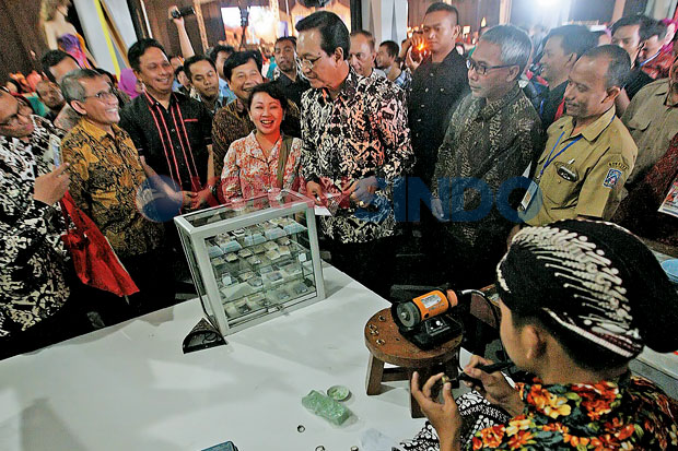 Daerah Dituntut Hasilkan...