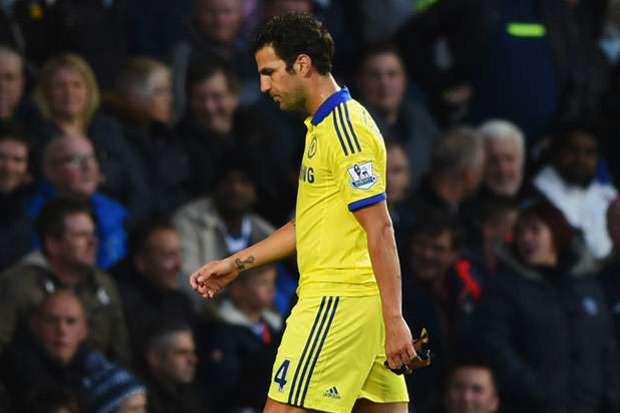 Fabregas Dikartu Merah,...