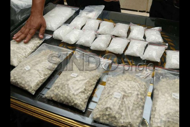 Polisi Sita Ratusan...