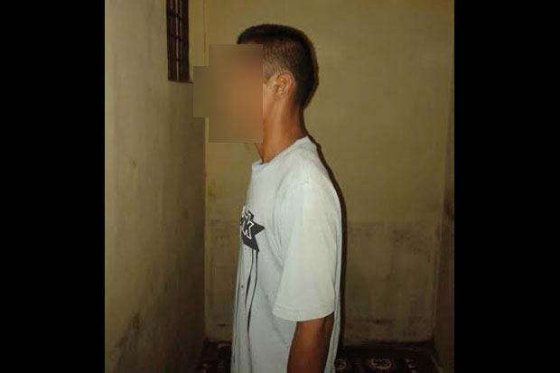 Diduga Berutang Rp400...