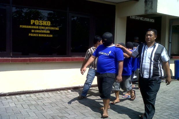 Nyabu dengan Pacar,...