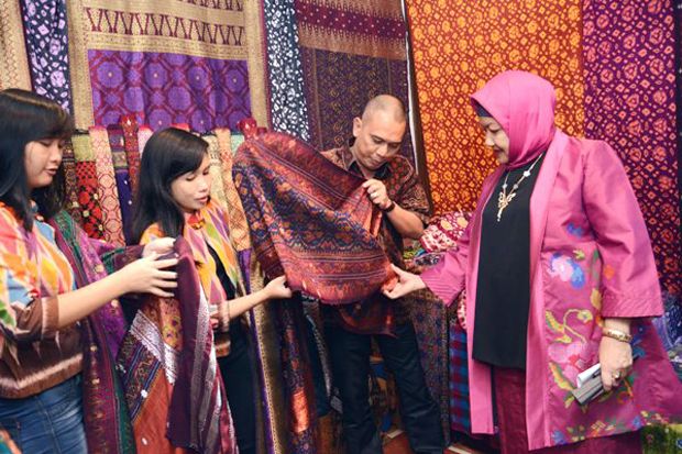 Keunggulan Produk Tekstil...