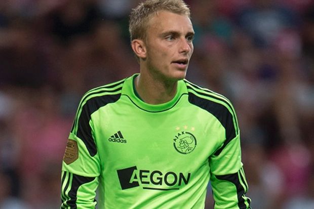 Kiper Ajax Calon Kuat...