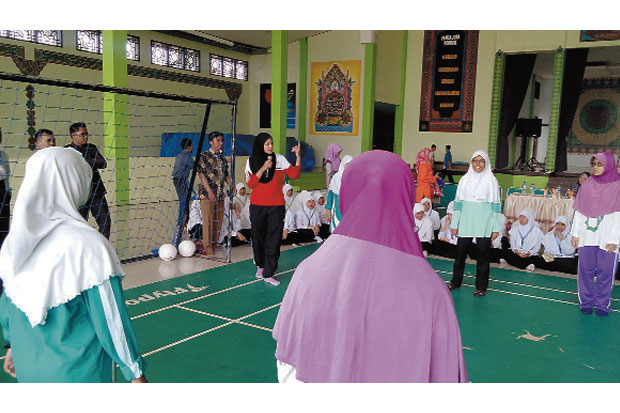 Tidak Ada Larangan Wanita...