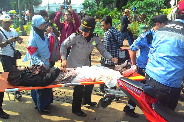 Demo di Istana Negara,...