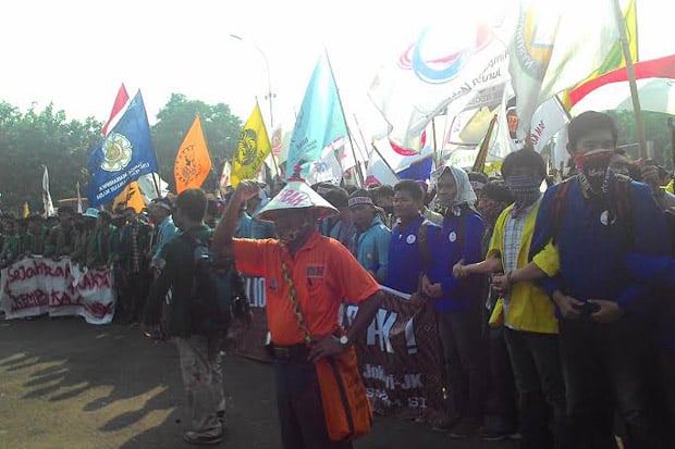 Sekarung Tomat Busuk...