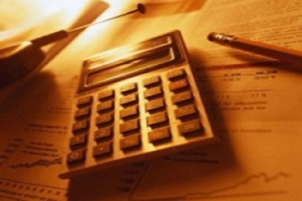 S&P Revisi Prospek Peringkat...