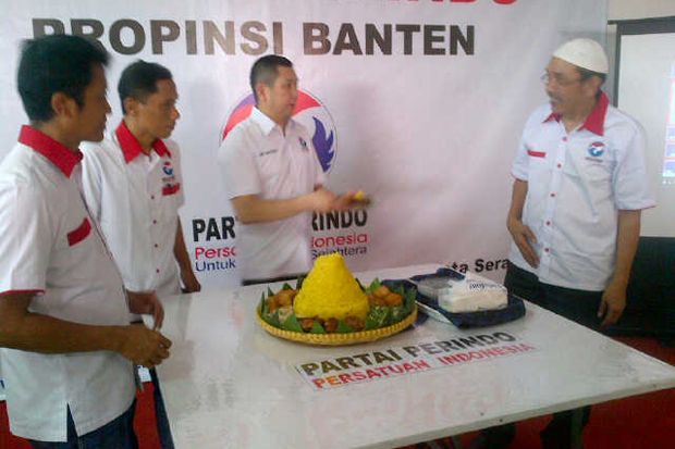 Potong Tumpeng, HT Resmikan...