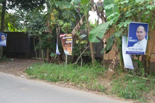 Jelang Pilkada, Spanduk...
