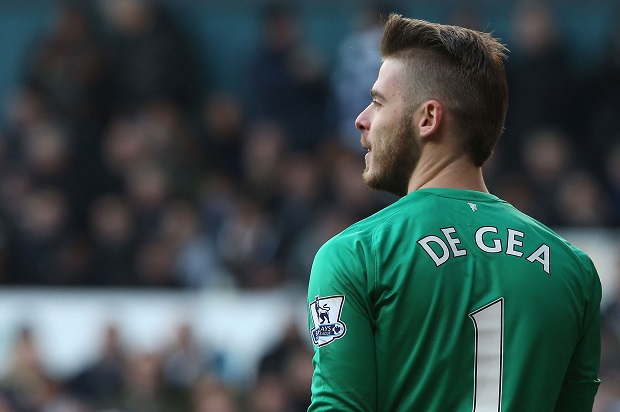 Casillas Bujuk De Gea...