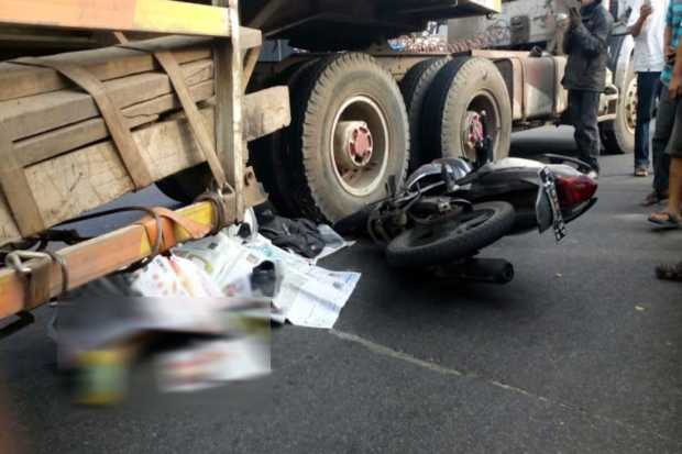 Digilas Truk, Pasutri...