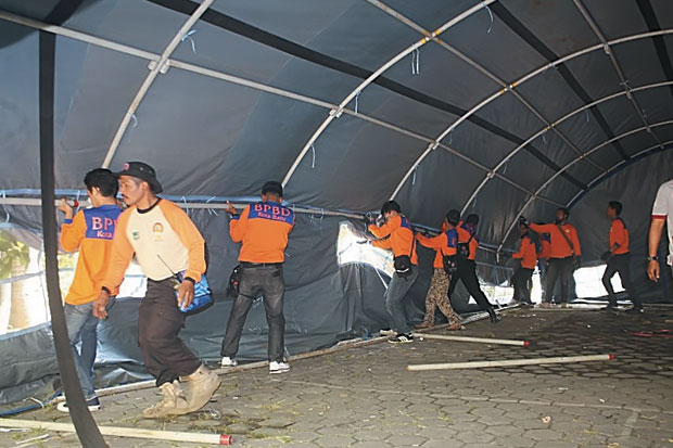 Relawan Bencana Antisipasi...