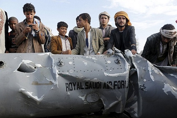 Houthi Yaman Tembak...