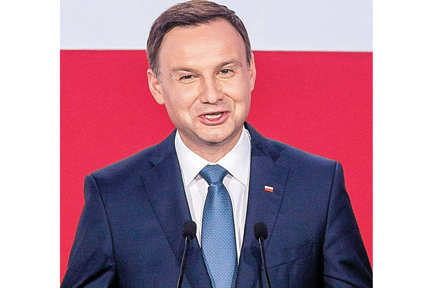 Andrzej Duda Jadi Presiden...