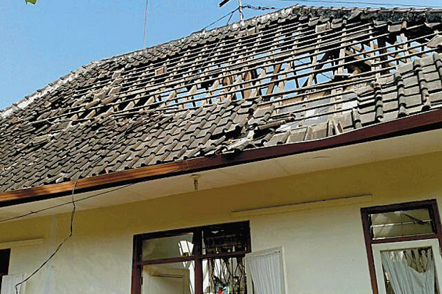 Pendeta Terbakar Kena...