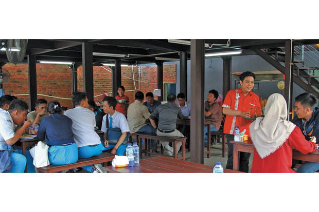 Makan sampai Jontor