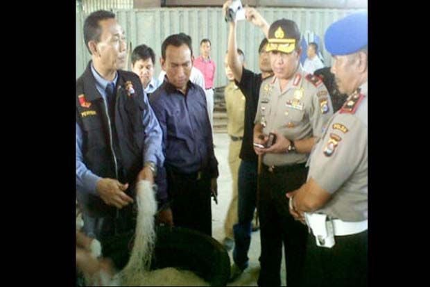 Polda Banten Gerebek...