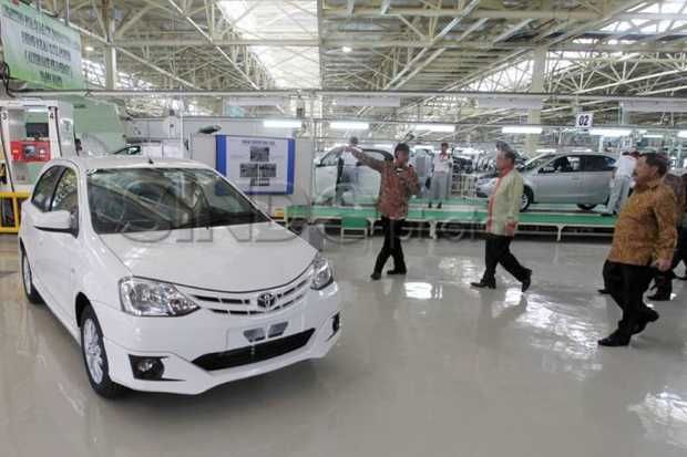 Ekspor Toyota ke Timur...