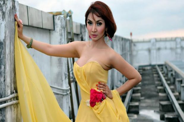 Tetap Cantik, Roro Fitria...